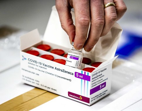 Prezidentūra kritikuoja SAM: sprendimas laikinai stabdyti skiepijimą „AstraZeneca“ sudavė smūgį šios vakcinos patikimumui