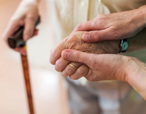 Parkinsono liga sergančius žmones į gyvenimą grąžina pažangios technologijos