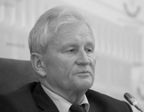 Seimo gretas turės papildyti naujas parlamentaras: kokie yra kandidatai? Seimo gretas turės papildyti naujas parlamentaras: kokie yra kandidatai?