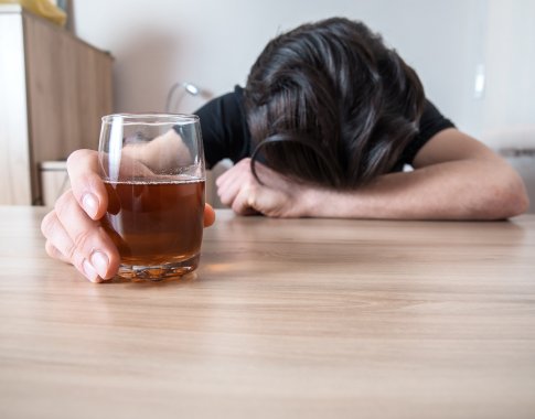 Alkoholio kontrolės priemonės svarbios kiekvienai visuomenei Alkoholio kontrolės priemonės svarbios kiekvienai visuomenei