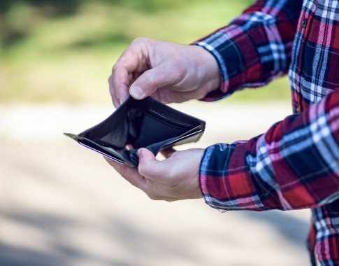 Siūlomi Darbo kodekso pakeitimai prastovoje esančius darbuotojus paliks be išeitinių