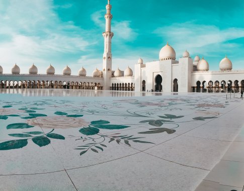 Abu Dabis vilios naujus verslininkus: 90 proc. sumažino verslo įregistravimo kainą Abu Dabis vilios naujus verslininkus: 90 proc. sumažino verslo įregistravimo kainą
