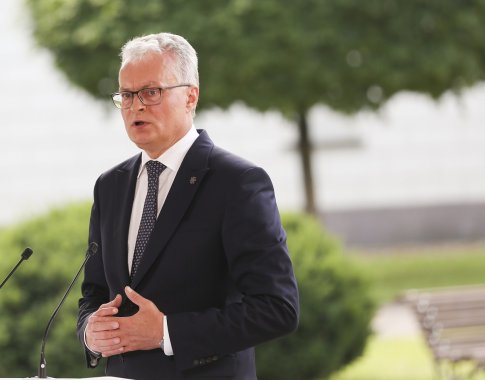 Atsakė į G. Nausėdos kritiką dėl skiepijimo: kritikuoti reikia tada, kai pasiūlai savo modelį Atsakė į G. Nausėdos kritiką dėl skiepijimo: kritikuoti reikia tada, kai pasiūlai savo modelį