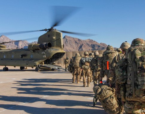 Talibanas džiūgauja: JAV užbaigė 20 metų trukusią misiją Afganistane