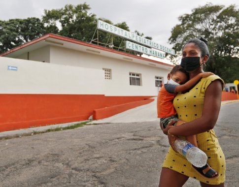 Kuba pirmoji pasaulyje pradėjo mažų vaikų vakcinaciją nuo COVID-19: naudoja nepripažintas vakcinas
