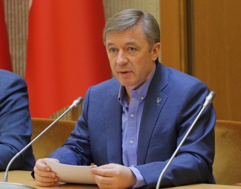 R. Karbauskio kritika valdžiai: nuo praėjusio rudens padarėme aibes nesąmonių R. Karbauskio kritika valdžiai: nuo praėjusio rudens padarėme aibes nesąmonių
