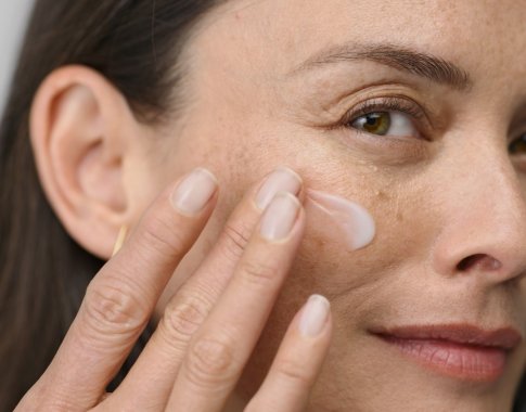 Specialistės patarimai: kaip tinkamai prižiūrėti odą menopauzės metu? Specialistės patarimai: kaip tinkamai prižiūrėti odą menopauzės metu?