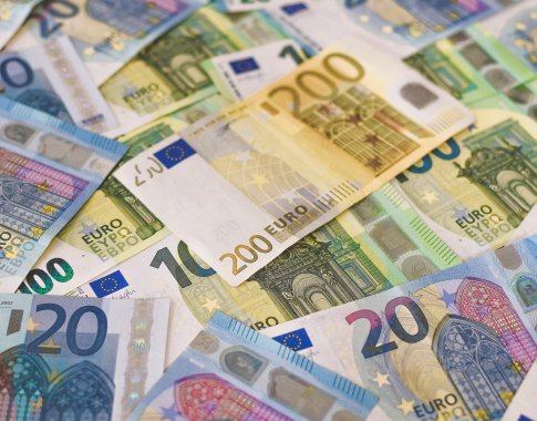 Naujas paramos modelis pensininkus, neįgaliuosius ir vienišus asmenis kasmet praturtintų 200 eurų Naujas paramos modelis pensininkus, neįgaliuosius ir vienišus asmenis kasmet praturtintų 200 eurų