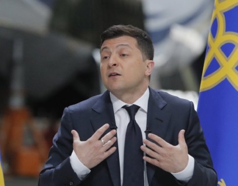 Ukraina išreiškė susierzinimą: nepriimtina prie ES prisijungti už 30, o prie NATO – už 50 metų Ukraina išreiškė susierzinimą: nepriimtina prie ES prisijungti už 30, o prie NATO – už 50 metų