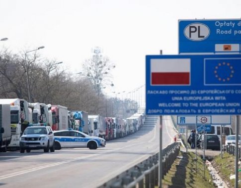 Ekonomistas: lietuviai į Lenkiją važiavo ir važiuos ir be nulinių PVM lengvatų