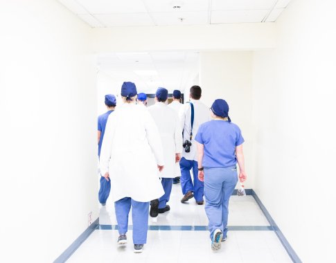 Gydymo įstaigų vadovų kadencijų klausimas juda į priekį: ketinama įtraukti į neeilinę Seimo sesiją Gydymo įstaigų vadovų kadencijų klausimas juda į priekį: ketinama įtraukti į neeilinę Seimo sesiją