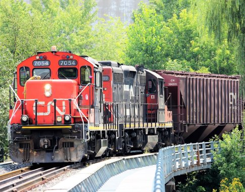 Traukiniai Vokietijoje visiškai atsisakys dyzelinio kuro Traukiniai Vokietijoje visiškai atsisakys dyzelinio kuro