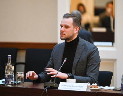 G. Landsbergis: V. Putino raginimas pripažinti Krymą Rusijos dalimi yra šantažas G. Landsbergis: V. Putino raginimas pripažinti Krymą Rusijos dalimi yra šantažas