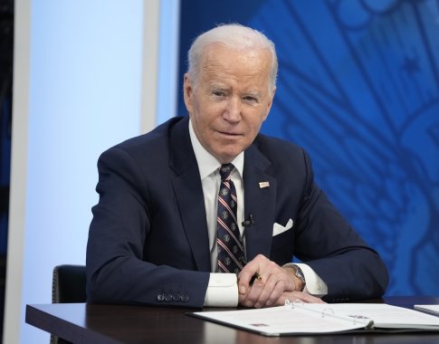 J. Bidenas: JAV „gins kiekvieną centimetrą“ NATO teritorijos, bet karių į Ukrainą nesiųs J. Bidenas: JAV „gins kiekvieną centimetrą“ NATO teritorijos, bet karių į Ukrainą nesiųs
