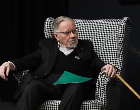 Profesorius V. Landsbergis: Putinui visi turi sakyti, kad po karo jis kabės Raudonojoje aikštėje Profesorius V. Landsbergis: Putinui visi turi sakyti, kad po karo jis kabės Raudonojoje aikštėje
