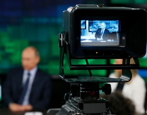 ES paskelbė draudimus Rusijos žiniasklaidai ir bankams