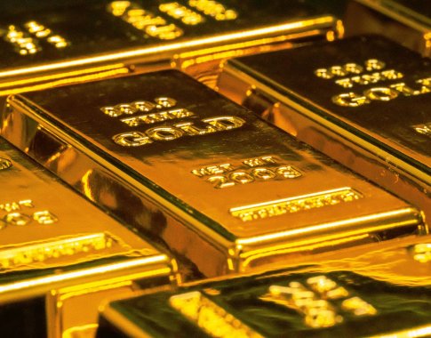 Auksas taps tiesiog žaliava?