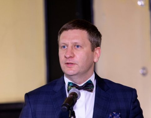 S. Kairys: rusiški propagandiniai kanalai vis dar pasiekiami satelito pagalba, šios problemos sprendimas – komplikuotas S. Kairys: rusiški propagandiniai kanalai vis dar pasiekiami satelito pagalba, šios problemos sprendimas – komplikuotas