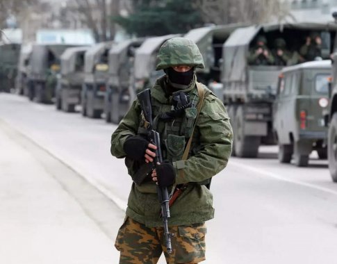 Britų spauda: Rusija karui prieš Ukrainą gauna kontrabandinių ginklų iš Irako Britų spauda: Rusija karui prieš Ukrainą gauna kontrabandinių ginklų iš Irako