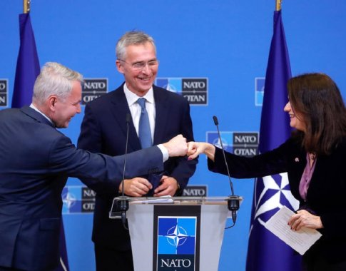 Suomija ir Švedija gegužę kartu paskelbs apie stojimo į NATO planus Suomija ir Švedija gegužę kartu paskelbs apie stojimo į NATO planus