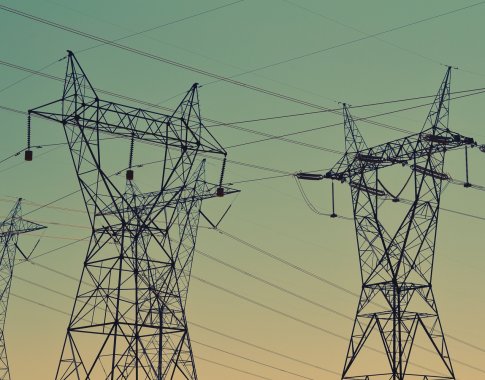 Seimą pasiekė energetikos reforma už 7 mlrd. eurų – 2 mlrd. investicijų jau paruošęs verslas laukia biurokratinių atlaisvinimų Seimą pasiekė energetikos reforma už 7 mlrd. eurų – 2 mlrd. investicijų jau paruošęs verslas laukia biurokratinių atlaisvinimų