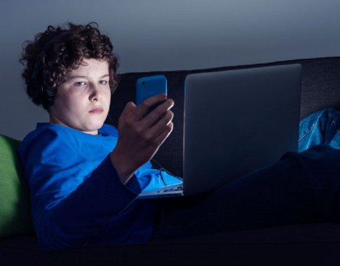 Kaip padėti nuo internetinių žaidimų priklausomam paaugliui? Kaip padėti nuo internetinių žaidimų priklausomam paaugliui?