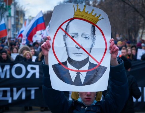 V. Putinas gegužės 9 dieną gali paskelbti nebe „specialiąją operaciją“, o karą Ukrainai: kas keistųsi? V. Putinas gegužės 9 dieną gali paskelbti nebe „specialiąją operaciją“, o karą Ukrainai: kas keistųsi?