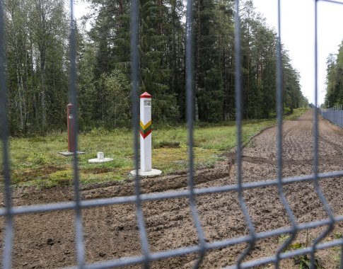 Pareigūnų profsąjungos negali prasimušti pro I. Šimonytės patarėjų barjerą: nori tiesiogiai įvardinti Valstybės sienos apsaugos grėsmes ir spragas Pareigūnų profsąjungos negali prasimušti pro I. Šimonytės patarėjų barjerą: nori tiesiogiai įvardinti Valstybės sienos apsaugos grėsmes ir spragas