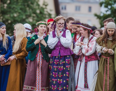 Festivalio „Skamba skamba kankliai“ programą puoš Sūduvos metams dedikuotų renginių puokštė Festivalio „Skamba skamba kankliai“ programą puoš Sūduvos metams dedikuotų renginių puokštė