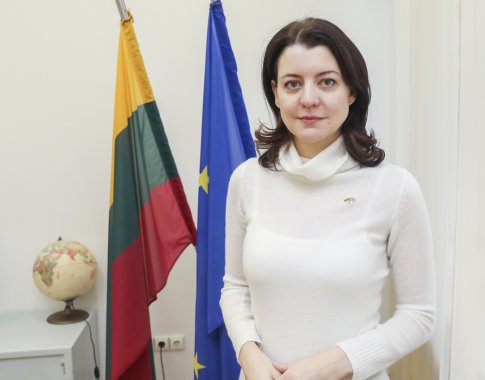 M. Navickienė džiaugiasi, kad socialinių išmokų įtaka skurdo mažinimui dar labiau padidėjo: esame teisingame kelyje M. Navickienė džiaugiasi, kad socialinių išmokų įtaka skurdo mažinimui dar labiau padidėjo: esame teisingame kelyje