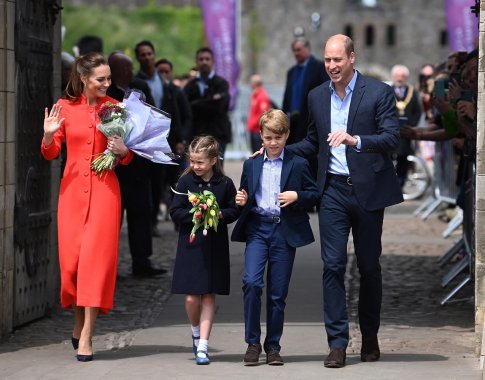 Princas Williamas su šeima palieka Londoną