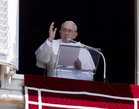 Popiežius: nepripraskime prie šio karo