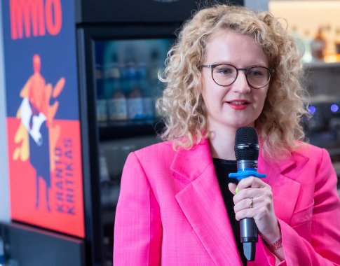 A. Armonaitė ragina opoziciją grįžti į Seimo salę: konfliktas dėl nieko yra per didelė prabanga šiais laikais A. Armonaitė ragina opoziciją grįžti į Seimo salę: konfliktas dėl nieko yra per didelė prabanga šiais laikais