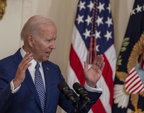 J. Bidenas pranešė apie 1 mlrd. JAV dolerių naują karinę pagalbą Ukrainai J. Bidenas pranešė apie 1 mlrd. JAV dolerių naują karinę pagalbą Ukrainai