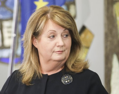 V. Blinkevičiūtė apie pradedamą sveikatos reformą: Vyriausybė už skaičių nebemato žmonių V. Blinkevičiūtė apie pradedamą sveikatos reformą: Vyriausybė už skaičių nebemato žmonių