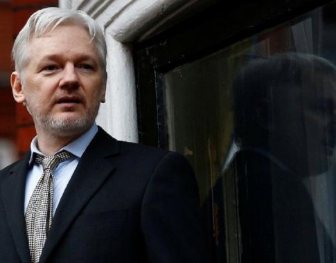 „WikiLeaks“: J. Assange'o ekstradicija – juoda diena spaudos laisvei
