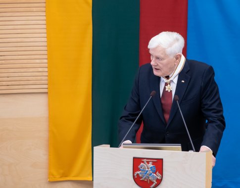 V. Adamkus įvertino situaciją dėl Kaliningrado tranzito: Lietuva neišsišoko, o Rusija grasino ir toliau grasins