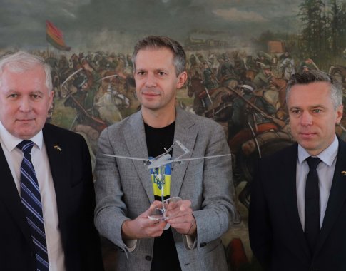 A. Anušauskas: į Ukrainą keliausiantis „Bayraktaras“ jau Lietuvoje A. Anušauskas: į Ukrainą keliausiantis „Bayraktaras“ jau Lietuvoje