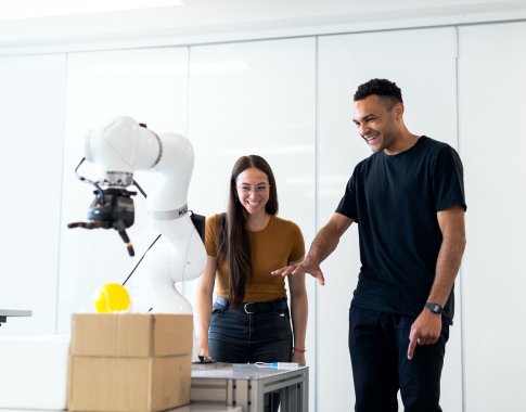 Aukštųjų technologijų įmonės vadovas: sunkmečio metu automatizacija ir robotizacija turėtų būti kylančios šakos Aukštųjų technologijų įmonės vadovas: sunkmečio metu automatizacija ir robotizacija turėtų būti kylančios šakos