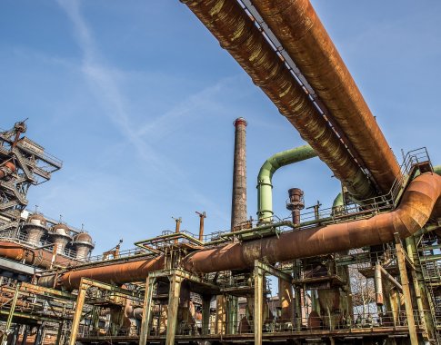 Ekonomistų vertinimai dėl Kremliaus įtakos dujų kainų augimui išsiskiria Ekonomistų vertinimai dėl Kremliaus įtakos dujų kainų augimui išsiskiria