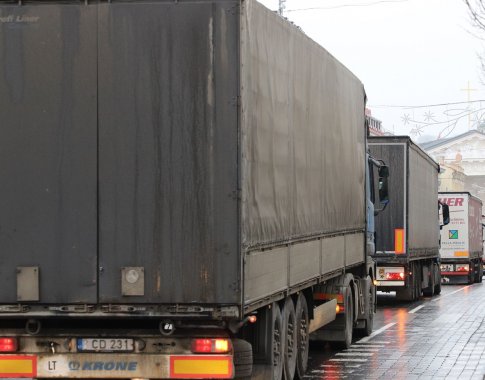Transporto įmonės ir toliau veiklą perkelia į užsienį – už Lietuvos ribų dirba daugiau nei 800 vežėjų