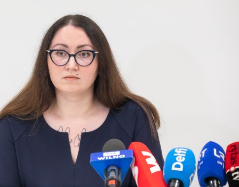 E. Dobrowolska apie A. Paleckio šalininkų veiklą: renkama medžiaga įvertinti, kokius straipsnius toks elgesys atitinka E. Dobrowolska apie A. Paleckio šalininkų veiklą: renkama medžiaga įvertinti, kokius straipsnius toks elgesys atitinka