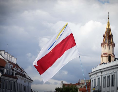 Baltarusijos aktyvistė V. Cepkalo: politinių kalinių skaičius šalyje nuolat didėja, o situacija – žiauri Baltarusijos aktyvistė V. Cepkalo: politinių kalinių skaičius šalyje nuolat didėja, o situacija – žiauri