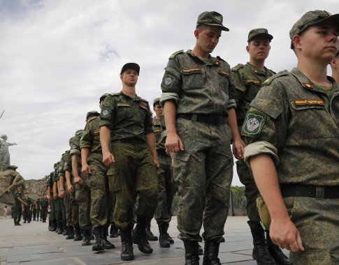 Pentagonas: Rusijai sunku verbuoti karius karui Ukrainoje
