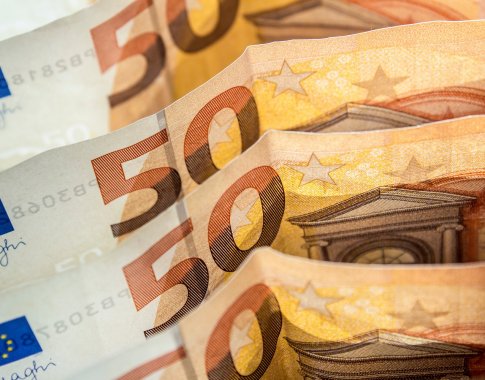 Per metus atlyginimai Lietuvoje augo 13,7, proc., didžiausias atotrūkis tarp apskričių – 577 eurai