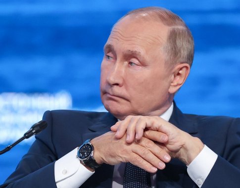 Politologas po Rusijos paskelbtos mobilizacijos prognozuoja Kremliaus mėginimus įsitvirtinti: propagandinė mašina bus maksimaliai užsukta