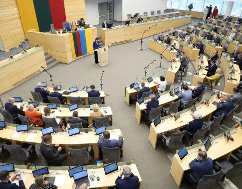 Idėja tikrinti parlamentarų blaivumą nesužavėjo Seimo valdybos narių: įvardijo kaip norą politikuoti  