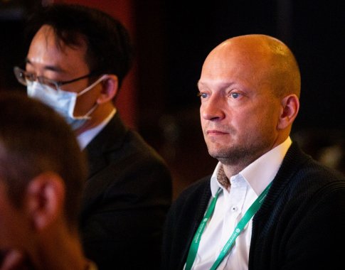 N. Mačiulis akcentuoja, kad finansų rinkos gali „nubausti“ už augančią skolą: į nepagrįstą Vyriausybių išlaidavimą reaguojama jautriai N. Mačiulis akcentuoja, kad finansų rinkos gali „nubausti“ už augančią skolą: į nepagrįstą Vyriausybių išlaidavimą reaguojama jautriai