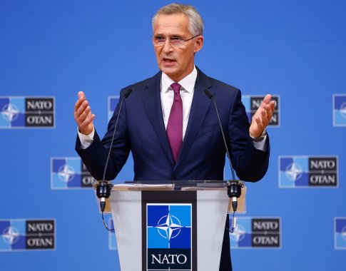 J. Stoltenbergas V. Putinui: NATO nesileis įbauginama