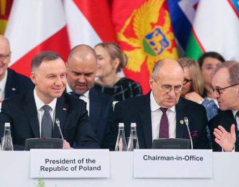 Lenkijos prezidentas: Rusija neša agresiją, karą, skurdą ir mirtį